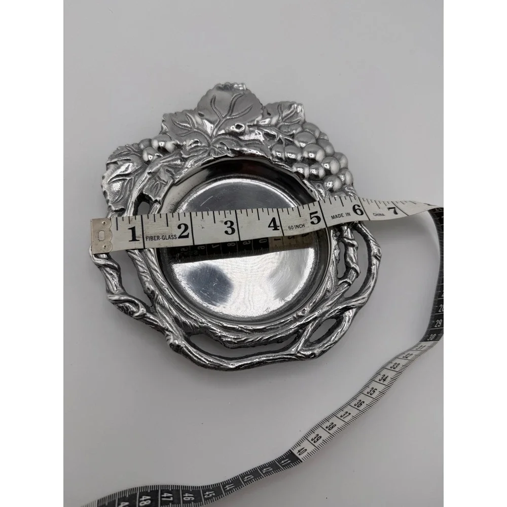 Arthur Court Grape Vine Aluminum Wine Bottle Coaster Silver Tone 1992 Vintage
